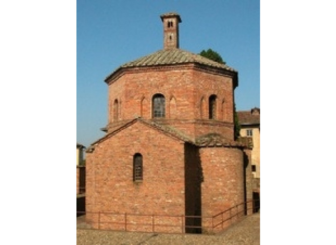 Lomello Battistero Lomello Battistero